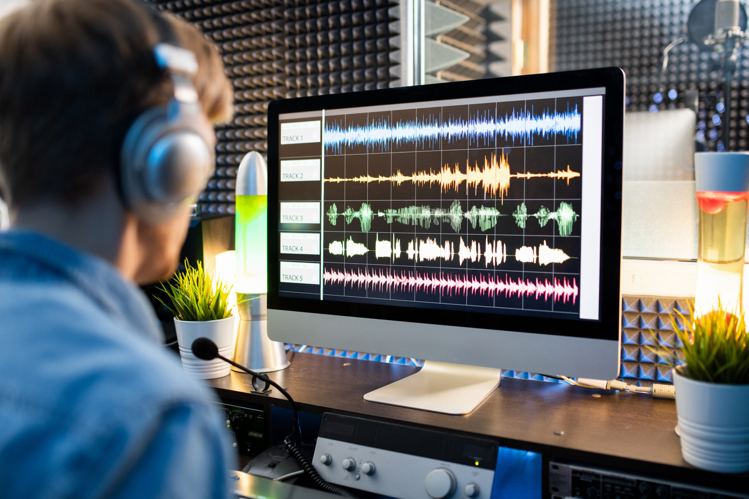 Behind the Scenes of AI-Produced Podcasts: How to Start Your Own”